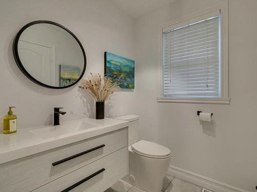 Powder room - 1534 Rue Michel-Blondin, Prévost, QC - Indoor Photo Showing Bathroom