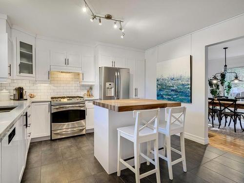 Kitchen - 1534 Rue Michel-Blondin, Prévost, QC - Indoor Photo Showing Kitchen With Double Sink With Upgraded Kitchen