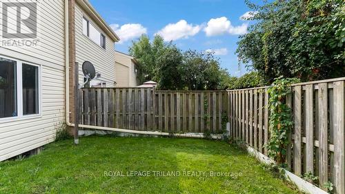 Grass area for the kids and pets. - 186 - 700 Osgoode Drive, London, ON - Outdoor