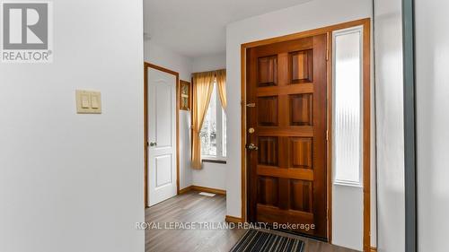 Spacious Entrance with 2 piece bath accessibility. - 186 - 700 Osgoode Drive, London, ON - Indoor Photo Showing Other Room