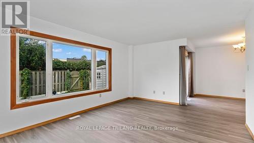 Huge living room window. - 186 - 700 Osgoode Drive, London, ON - Indoor Photo Showing Other Room