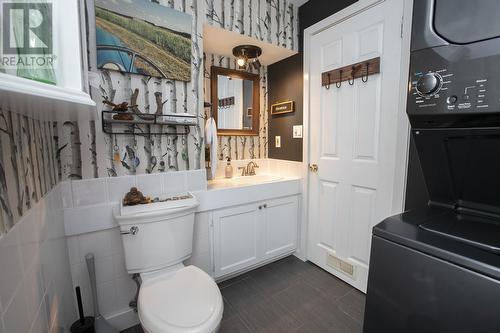 44 Laird St, Sault Ste. Marie, ON - Indoor Photo Showing Bathroom