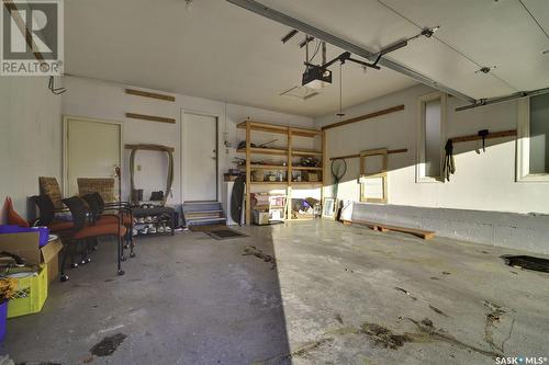 3731 Wetmore Crescent, Regina, SK - Indoor Photo Showing Garage