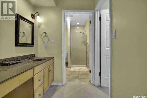 3731 Wetmore Crescent, Regina, SK - Indoor Photo Showing Bathroom