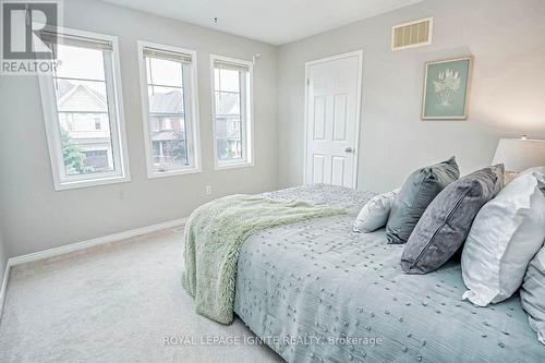 172 Nearna Drive, Oshawa (Windfields), ON - Indoor Photo Showing Bedroom