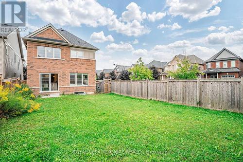 172 Nearna Drive, Oshawa (Windfields), ON - Outdoor