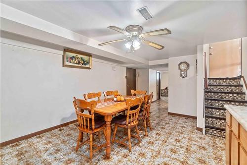 178 San Remo Drive, Hamilton, ON - Indoor Photo Showing Dining Room