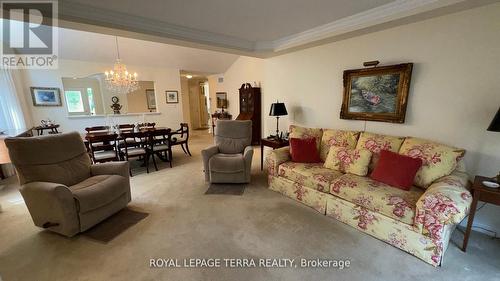 13 - 13 Montebello Terrace, New Tecumseth, ON - Indoor Photo Showing Living Room