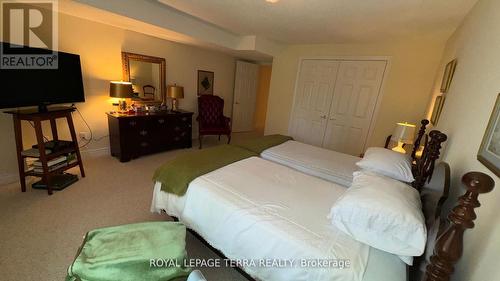 13 - 13 Montebello Terrace, New Tecumseth, ON - Indoor Photo Showing Bedroom