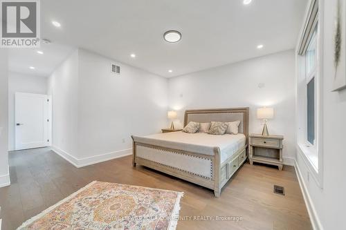 36 Portage Avenue, Richmond Hill, ON - Indoor Photo Showing Bedroom