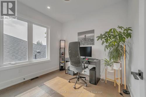 36 Portage Avenue, Richmond Hill, ON - Indoor Photo Showing Office