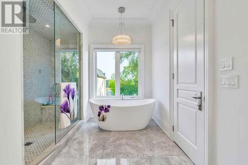 35 A Edgar Avenue, Richmond Hill, ON - Indoor Photo Showing Bathroom