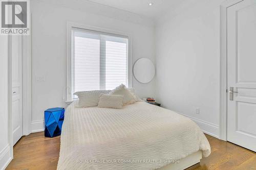 35 A Edgar Avenue, Richmond Hill, ON - Indoor Photo Showing Bedroom