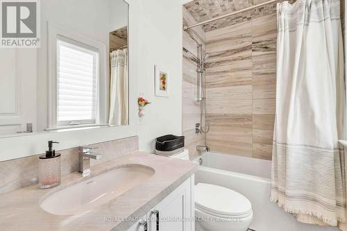 35 A Edgar Avenue, Richmond Hill (South Richvale), ON - Indoor Photo Showing Bathroom