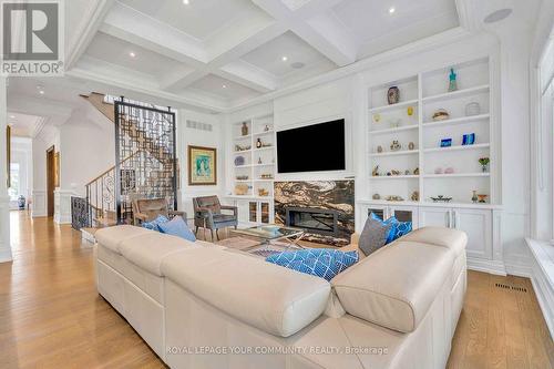 35 A Edgar Avenue, Richmond Hill, ON - Indoor Photo Showing Living Room With Fireplace