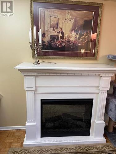 5-213 - 50 Old Kingston Road, Toronto (West Hill), ON - Indoor Photo Showing Living Room With Fireplace