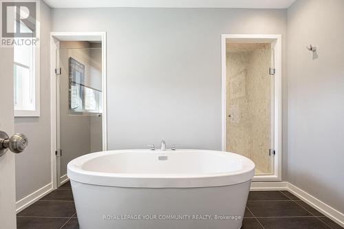 7 Turner Drive, New Tecumseth (Tottenham), ON - Indoor Photo Showing Bathroom