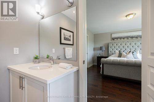 7 Turner Drive, New Tecumseth (Tottenham), ON - Indoor Photo Showing Bathroom