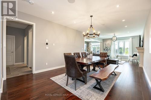 7 Turner Drive, New Tecumseth (Tottenham), ON - Indoor Photo Showing Dining Room