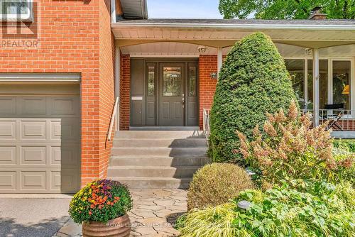 21 Boxbury Road, Toronto (Markland Wood), ON - Outdoor