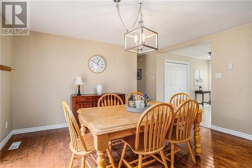 313 Noonan Side Road, Perth, ON - Indoor Photo Showing Dining Room