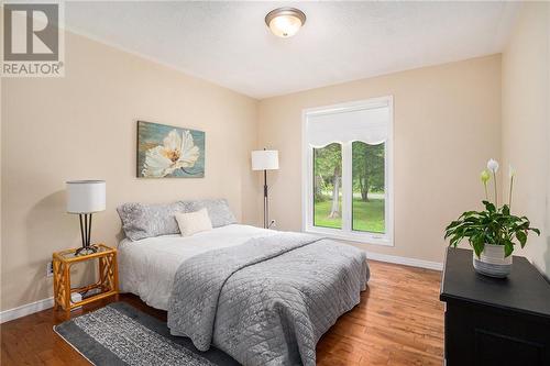 313 Noonan Side Road, Perth, ON - Indoor Photo Showing Bedroom