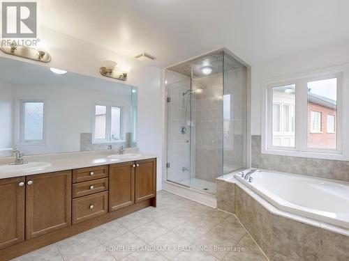 23 Greenbury Court, Whitchurch-Stouffville, ON - Indoor Photo Showing Bathroom