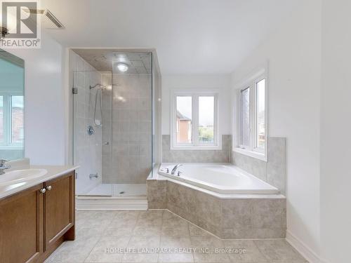 23 Greenbury Court, Whitchurch-Stouffville, ON - Indoor Photo Showing Bathroom