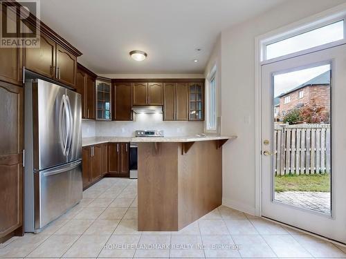 23 Greenbury Court, Whitchurch-Stouffville, ON - Indoor Photo Showing Kitchen