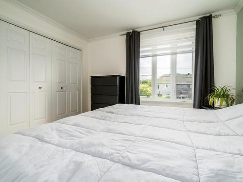 Master bedroom - 253 Av. Du Plateau, Donnacona, QC - Indoor Photo Showing Bedroom