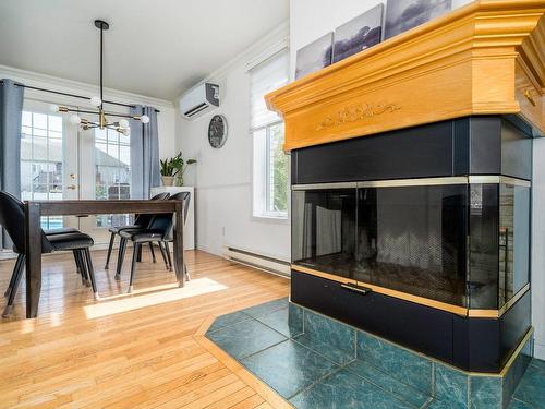 Living room - 253 Av. Du Plateau, Donnacona, QC - Indoor Photo Showing Dining Room