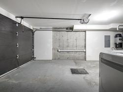 Garage - 