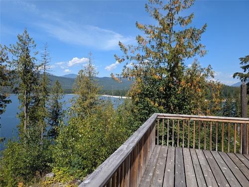 938 Bradley Road, Seymour Arm, BC 