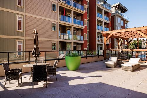 202-529 Truswell Road, Kelowna, BC - Outdoor