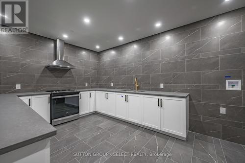 1001 - 460 Callaway Road, London, ON - Indoor Photo Showing Kitchen