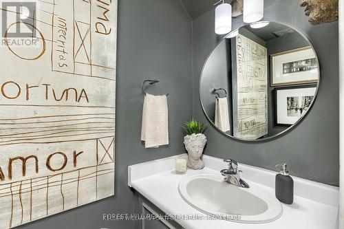 1 - 600 Silver Creek Boulevard, Mississauga, ON - Indoor Photo Showing Bathroom