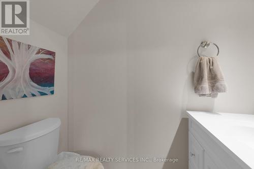 50 - 50 Carisbrooke Court, Brampton, ON - Indoor Photo Showing Bathroom