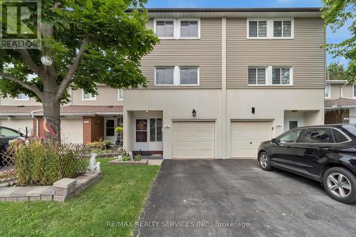 50 - 50 Carisbrooke Court, Brampton, ON - Outdoor With Facade