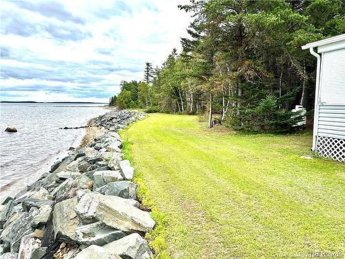 48 Front Rd, Bay Du Vin, NB 