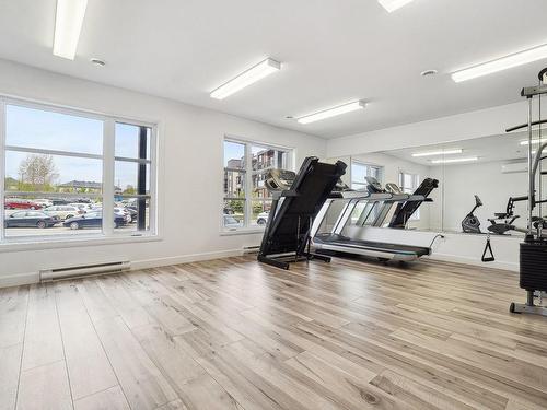 Exercise room - 402-2300 Rue De La Traversée, Saint-Jérôme, QC - Indoor Photo Showing Gym Room