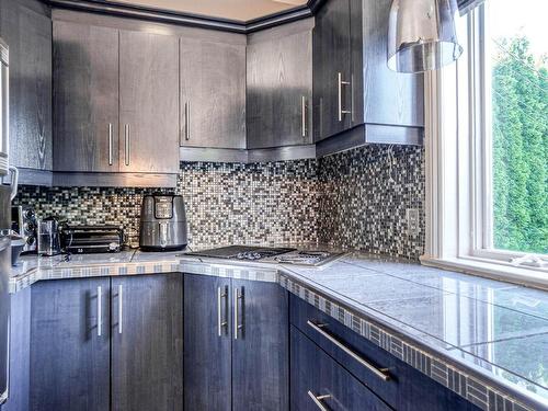 Kitchen - 126 Rue De L'Affluent, Terrebonne (Lachenaie), QC - Indoor Photo Showing Kitchen With Upgraded Kitchen