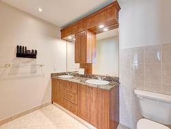 Ensuite bathroom - 