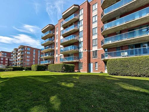 Exterior - 505-520 Boul. De La Côte-Vertu, Montréal (Saint-Laurent), QC - Outdoor With Balcony With Facade