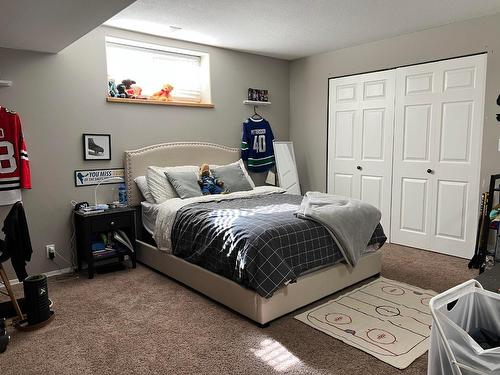 3296 14Th Avenue, Castlegar, BC - Indoor Photo Showing Bedroom