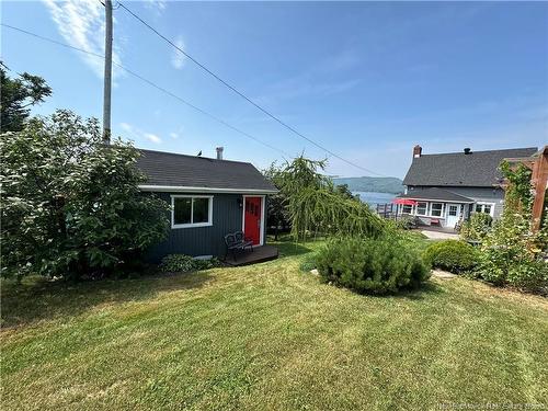 268 Roseberry St, Campbellton, NB 