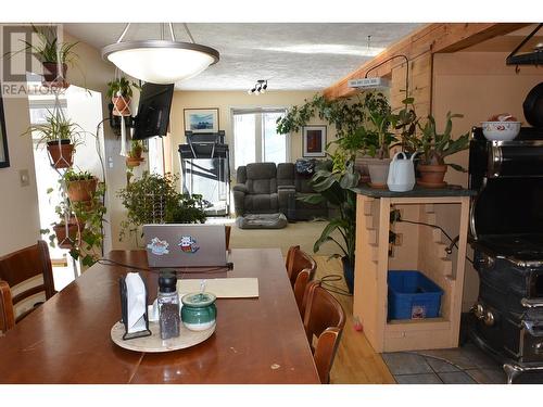 4836 Quesnel-Hydraulic Road, Quesnel, BC - Indoor Photo Showing Dining Room