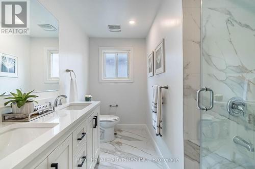 203 Browning Trail, Barrie, ON - Indoor Photo Showing Bathroom