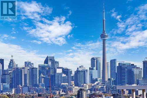 1804 - 70 High Park Avenue, Toronto, ON - Outdoor With View