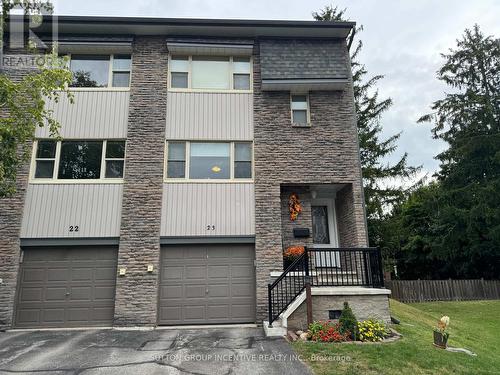 23 - 2 North Street N, Barrie, ON - Outdoor