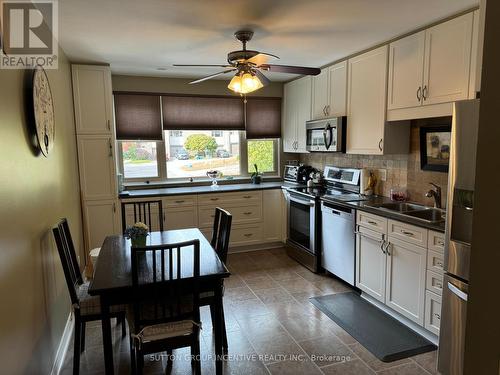 23 - 2 North Street N, Barrie, ON - Indoor Photo Showing Kitchen With Double Sink